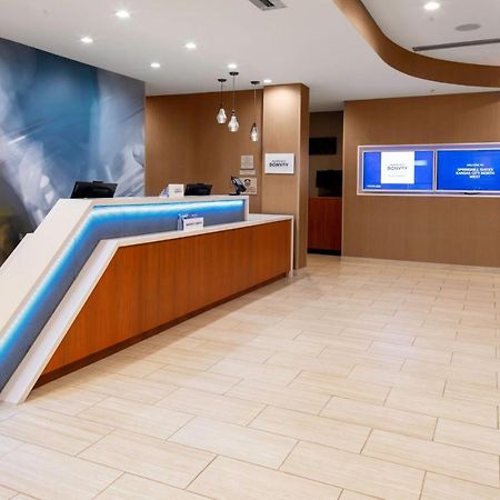 Springhill Suites Kansas City Airport Exterior photo